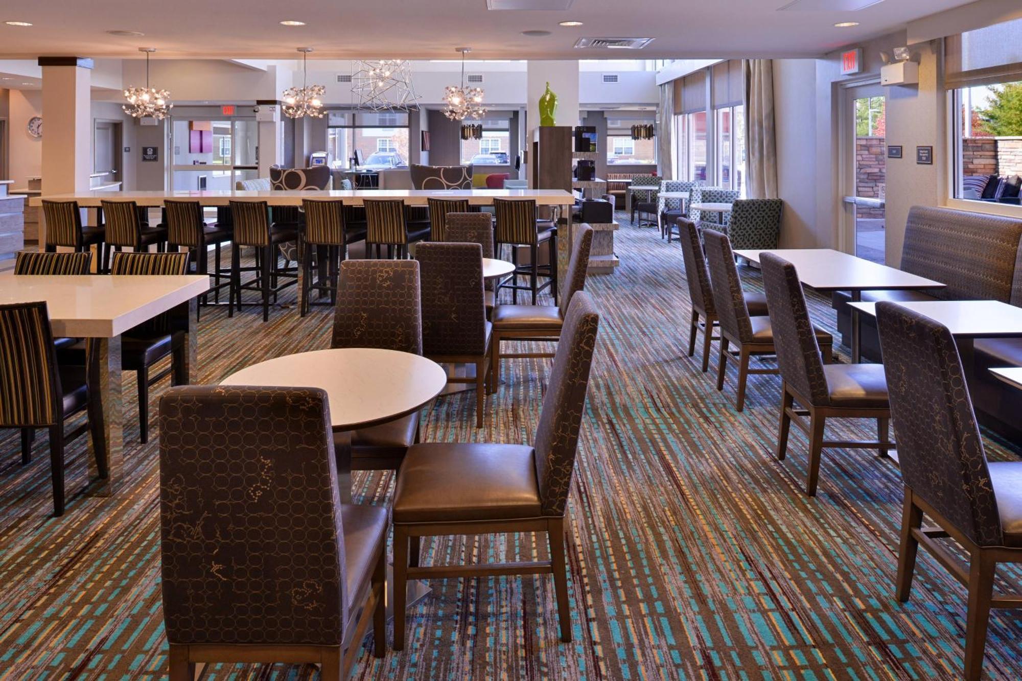 Residence Inn By Marriott Ийст Лансинг Екстериор снимка