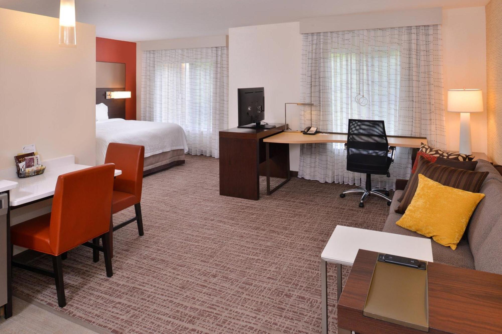 Residence Inn By Marriott Ийст Лансинг Екстериор снимка
